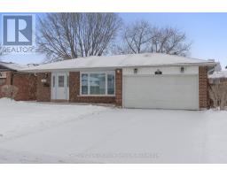 854 FORESTWOOD DRIVE, Mississauga, Ontario