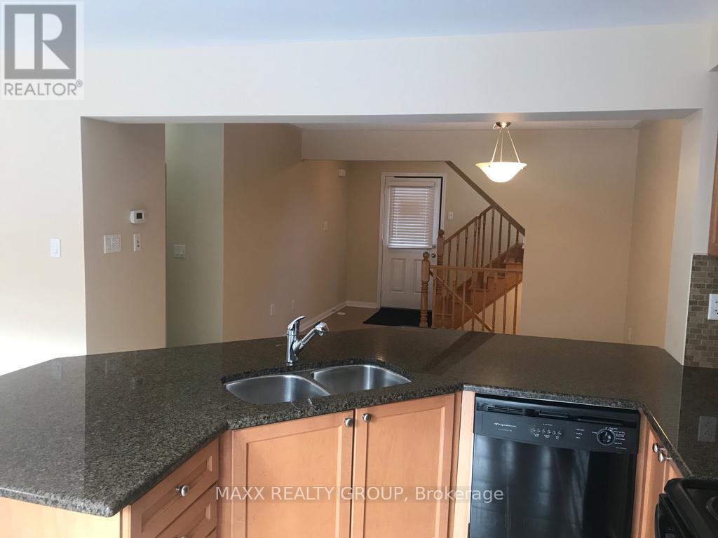 5 Mccandless Crt Court, Milton, Ontario  L9T 2C4 - Photo 7 - W12762016