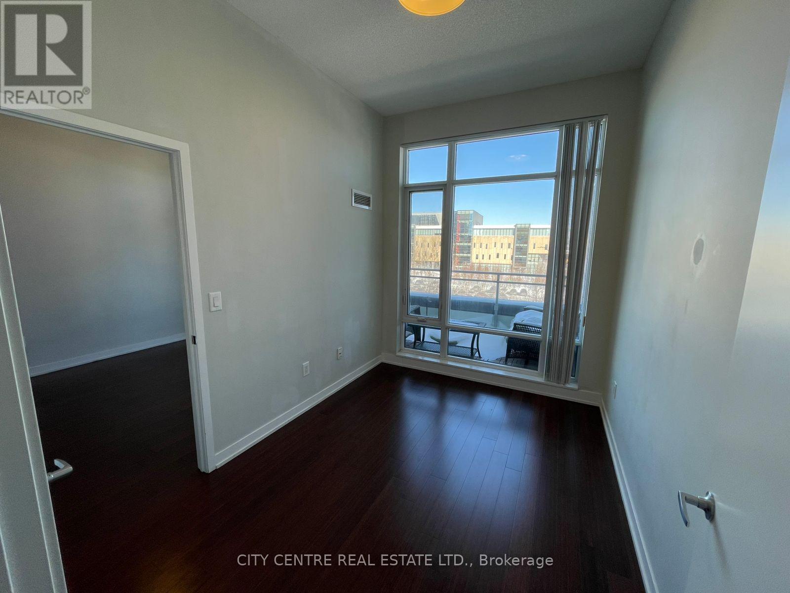 401 - 365 Prince Of Wales Drive, Mississauga, Ontario  L5B 0G6 - Photo 8 - W12762018