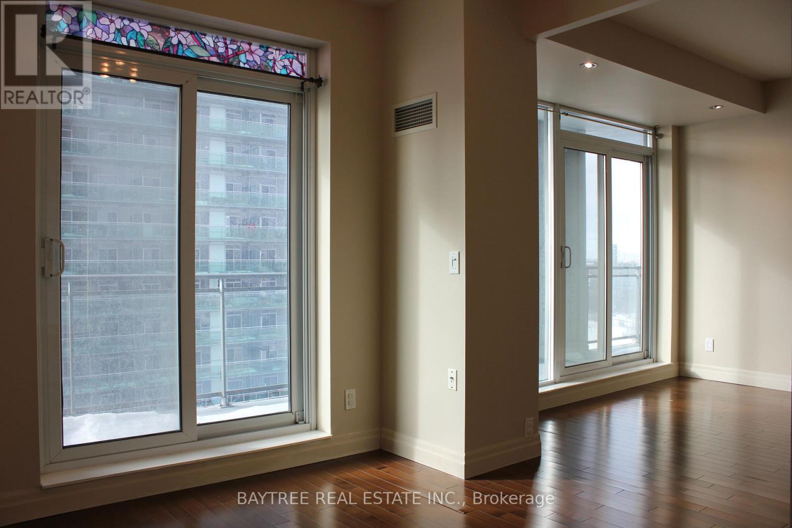 2108 - 2121 Lake Shore Boulevard W, Toronto, Ontario  M8V 4E9 - Photo 11 - W12762034