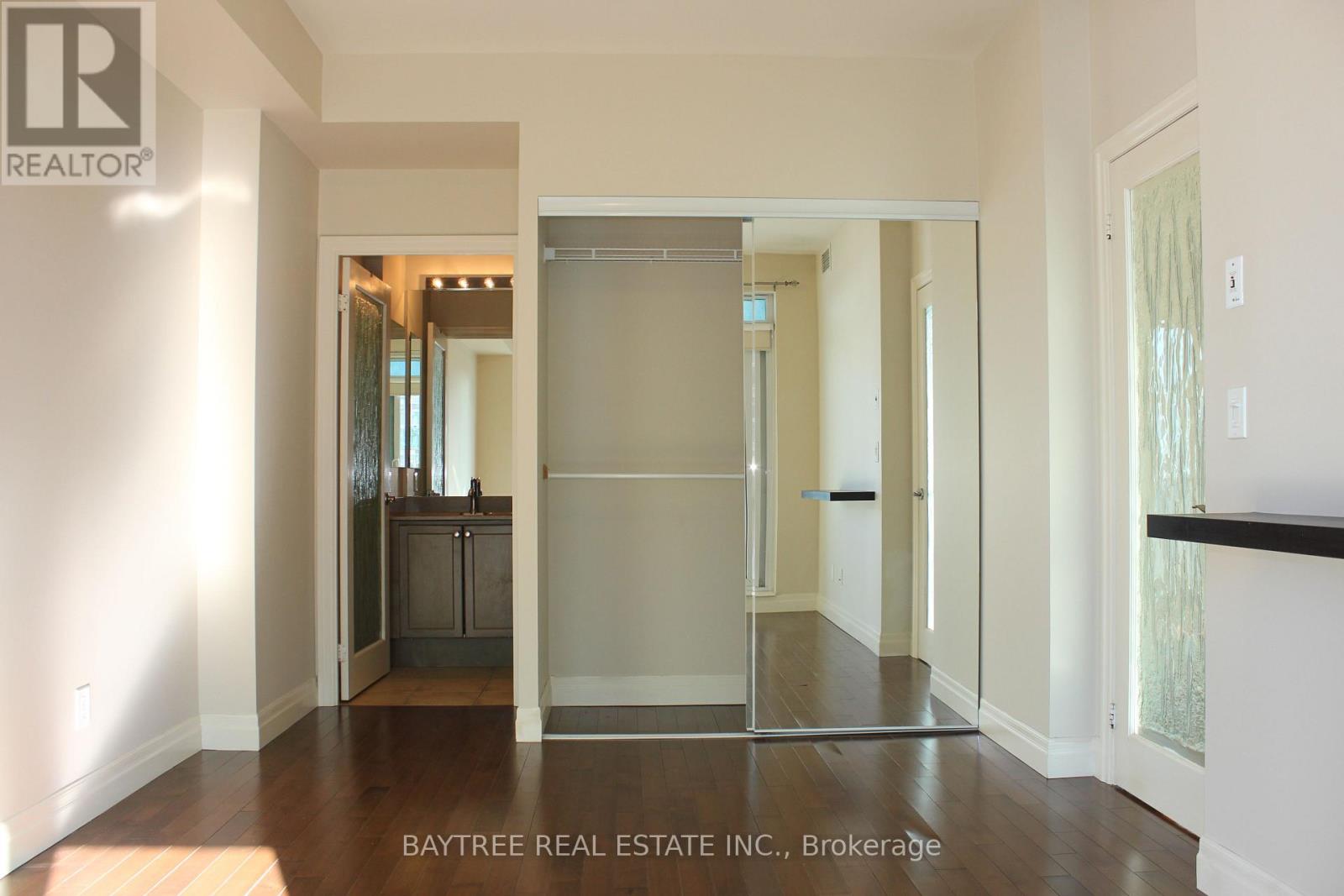 2108 - 2121 Lake Shore Boulevard W, Toronto, Ontario  M8V 4E9 - Photo 14 - W12762034