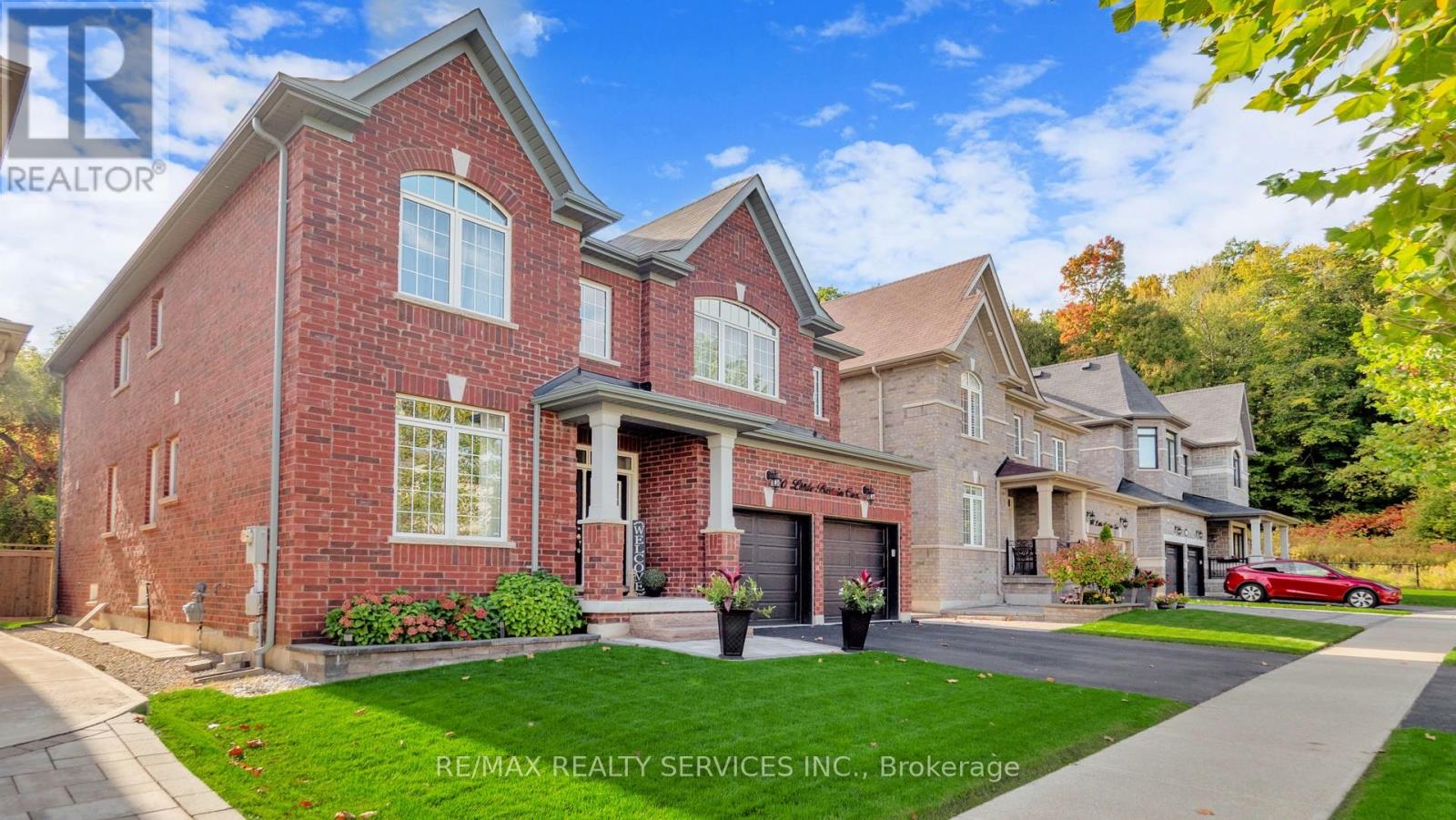 70 Little Britain Crescent, Brampton, Ontario  L6Y 6A8 - Photo 2 - W12762048