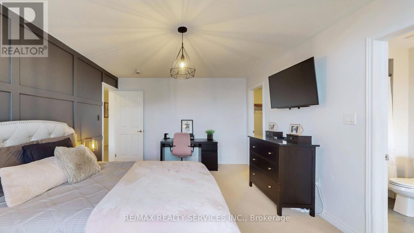 70 Little Britain Crescent, Brampton, Ontario  L6Y 6A8 - Photo 44 - W12762048