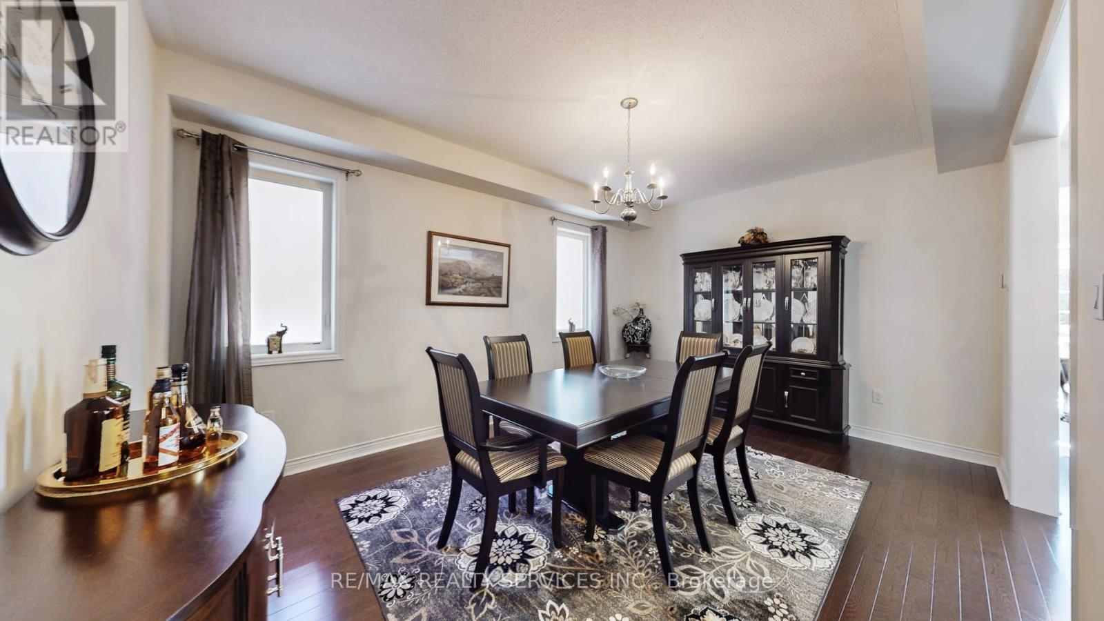 70 Little Britain Crescent, Brampton, Ontario  L6Y 6A8 - Photo 6 - W12762048