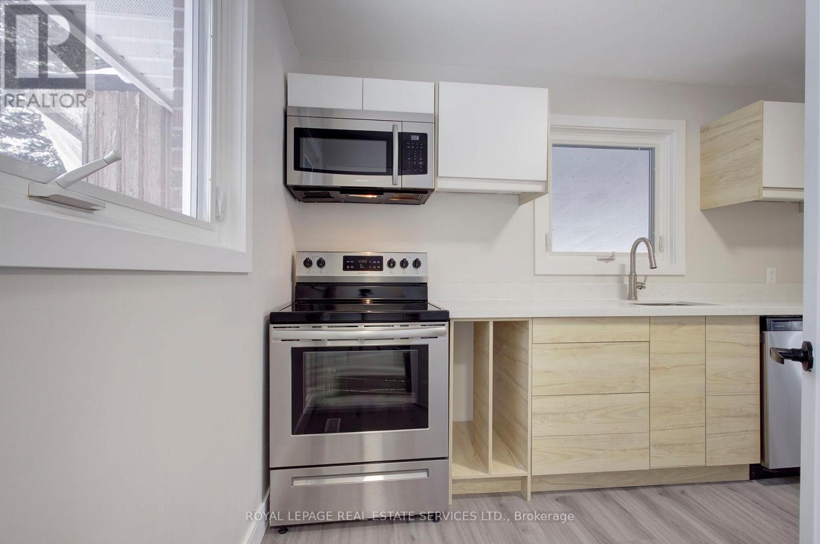 1321 Duncan Road, Oakville, Ontario  L6J 2P9 - Photo 10 - W12762052