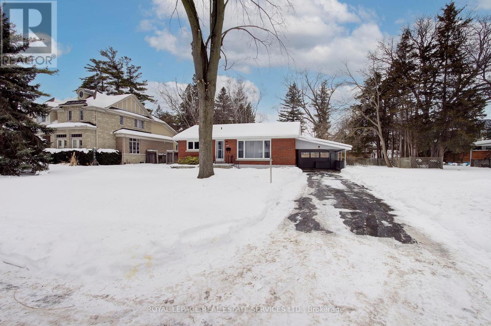 1321 Duncan Road, Oakville, Ontario  L6J 2P9 - Photo 2 - W12762052