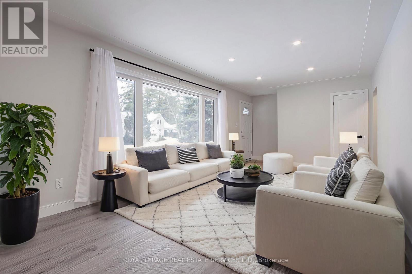 1321 Duncan Road, Oakville, Ontario  L6J 2P9 - Photo 5 - W12762052