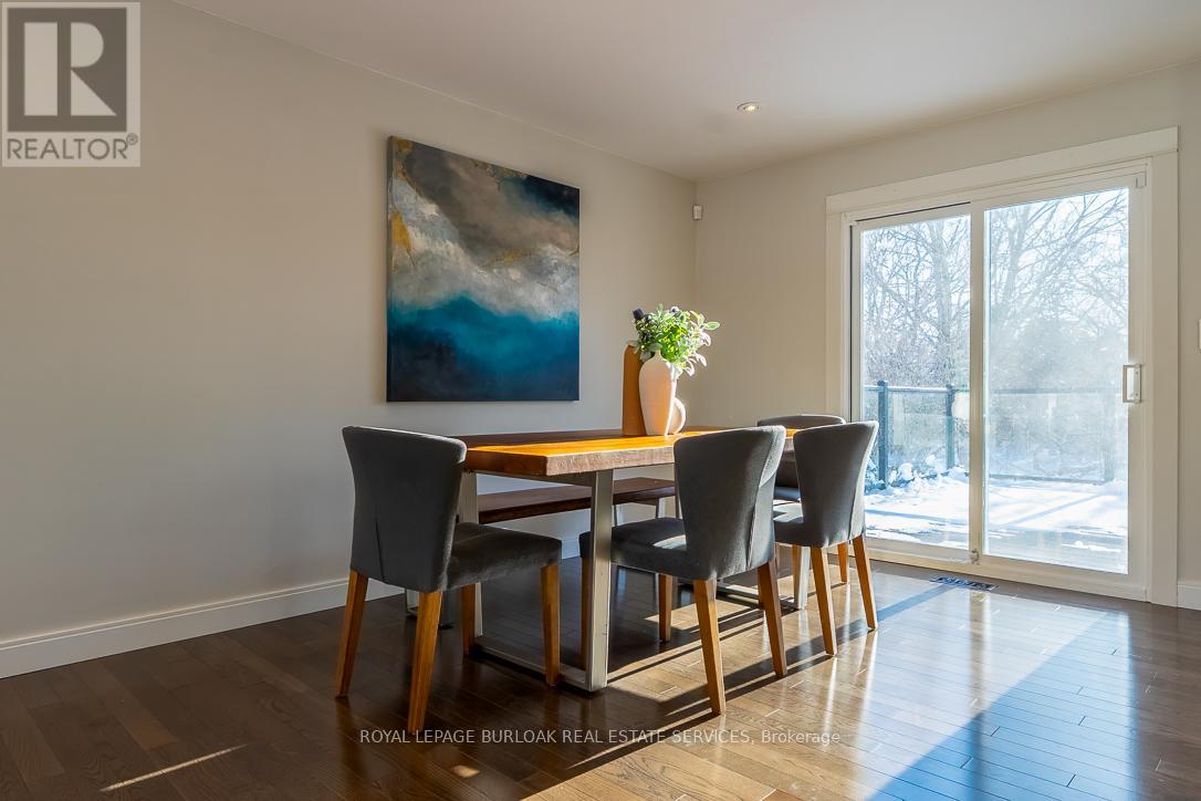 704 Francis Road, Burlington, Ontario  L7T 3X7 - Photo 10 - W12762068