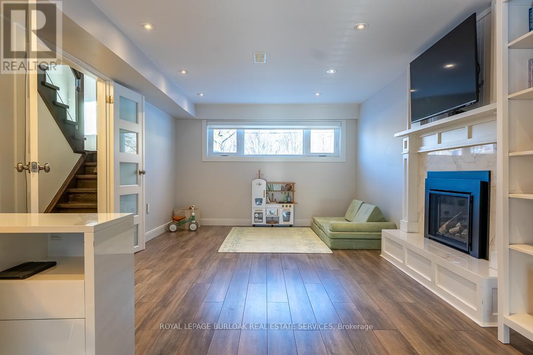 704 Francis Road, Burlington, Ontario  L7T 3X7 - Photo 28 - W12762068