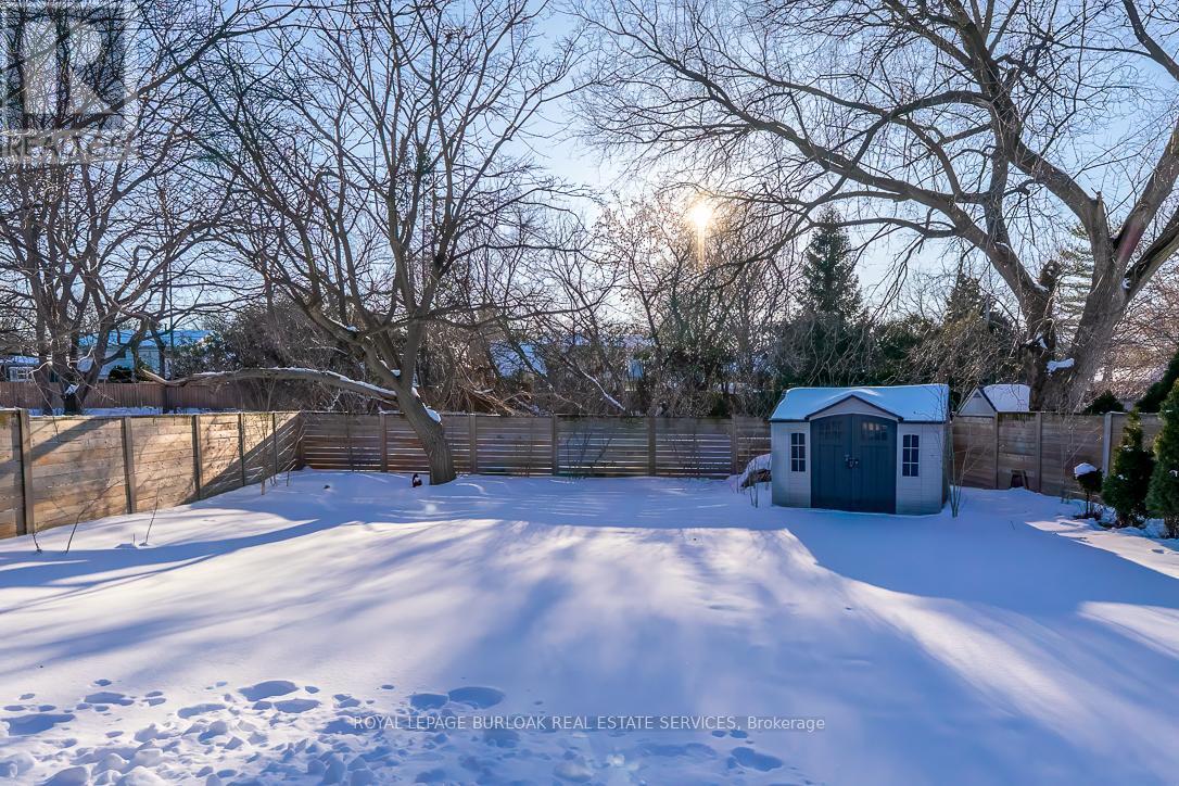 704 Francis Road, Burlington, Ontario  L7T 3X7 - Photo 36 - W12762068