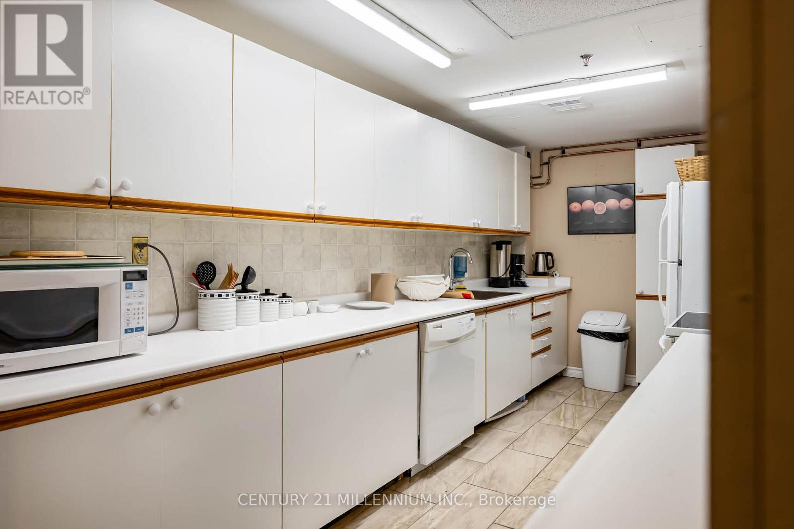 1708 - 20 Mcfarlane Drive, Halton Hills, Ontario  L7G 5J8 - Photo 26 - W12762082