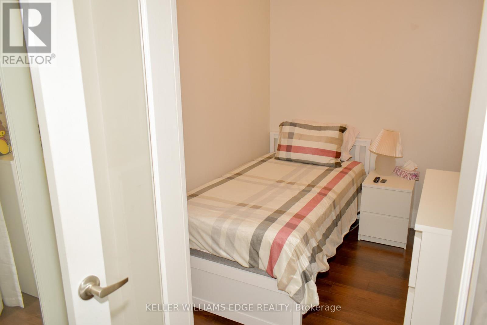 2001 - 330 Burnhamthorpe Road W, Mississauga, Ontario  L5B 0E1 - Photo 13 - W12762100