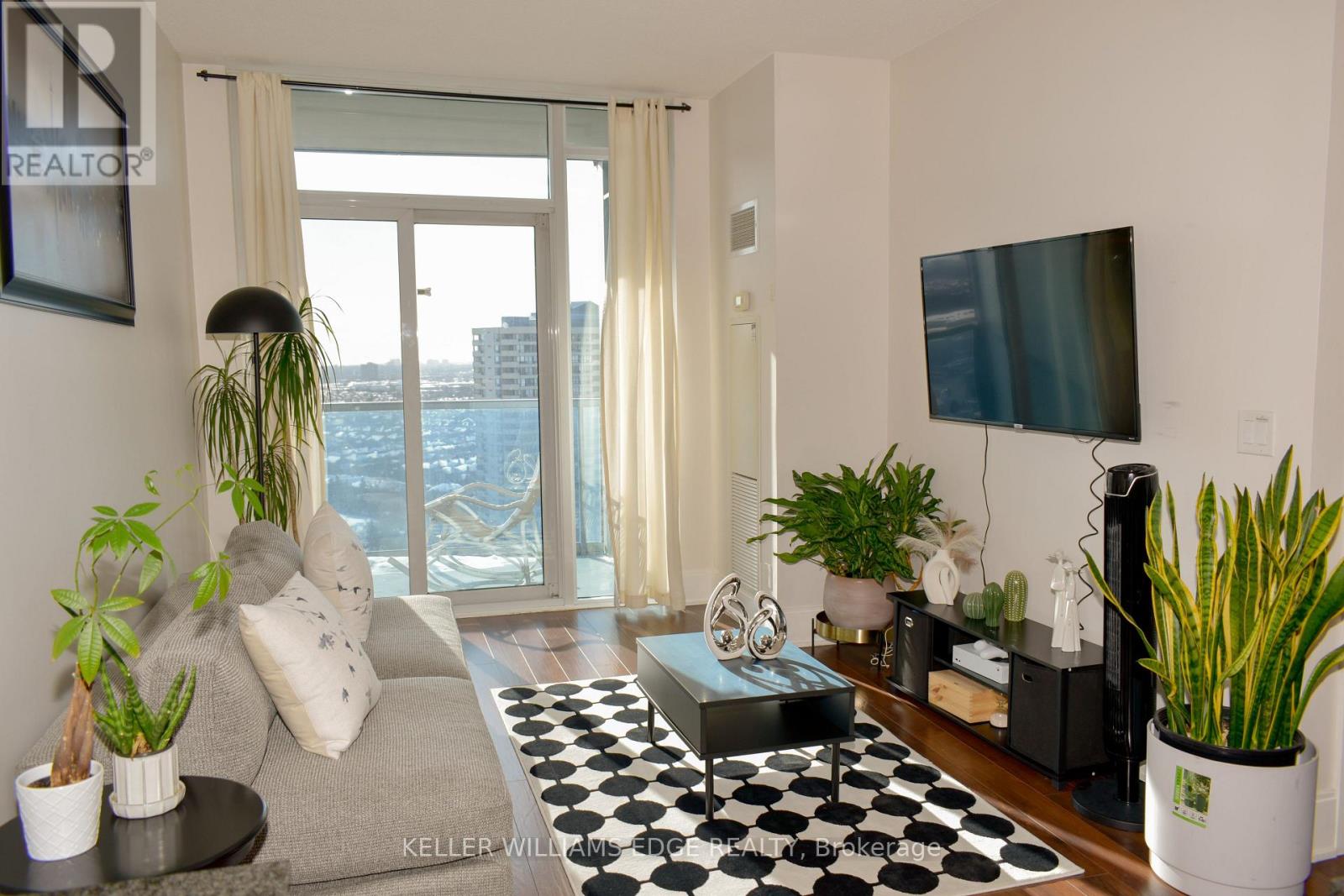 2001 - 330 Burnhamthorpe Road W, Mississauga, Ontario  L5B 0E1 - Photo 5 - W12762100