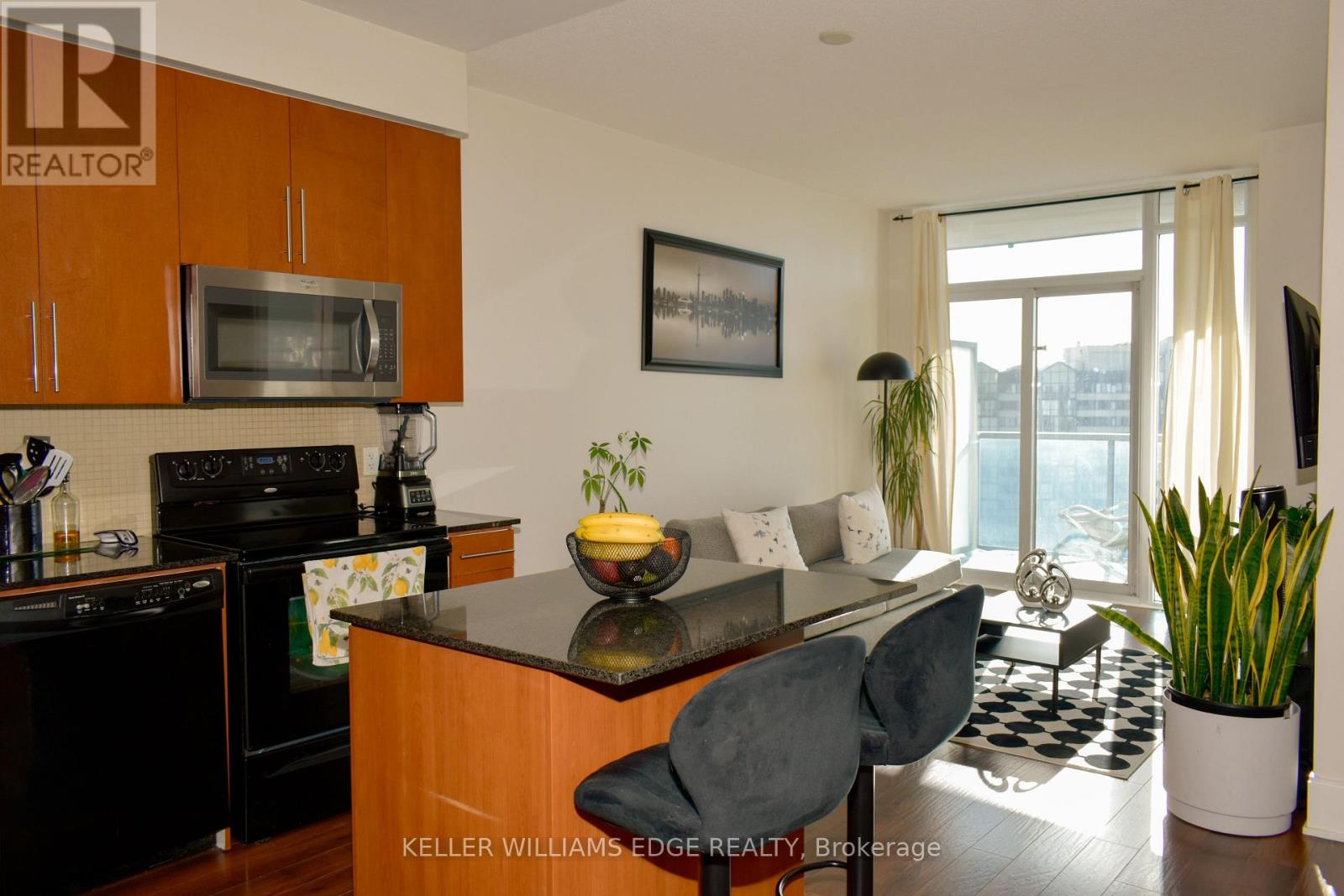 2001 - 330 Burnhamthorpe Road W, Mississauga, Ontario  L5B 0E1 - Photo 7 - W12762100