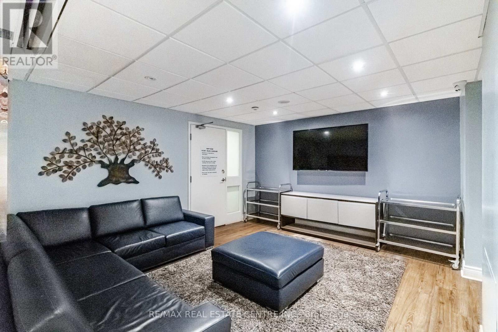 409 - 155 Hillcrest Avenue, Mississauga, Ontario  L5B 3Z2 - Photo 27 - W12762102