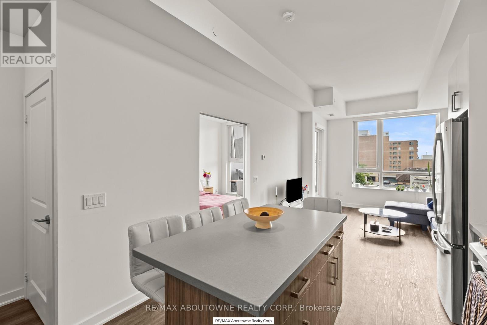 307 - 2007 James Street, Burlington, Ontario  L7R 0G7 - Photo 12 - W12762126