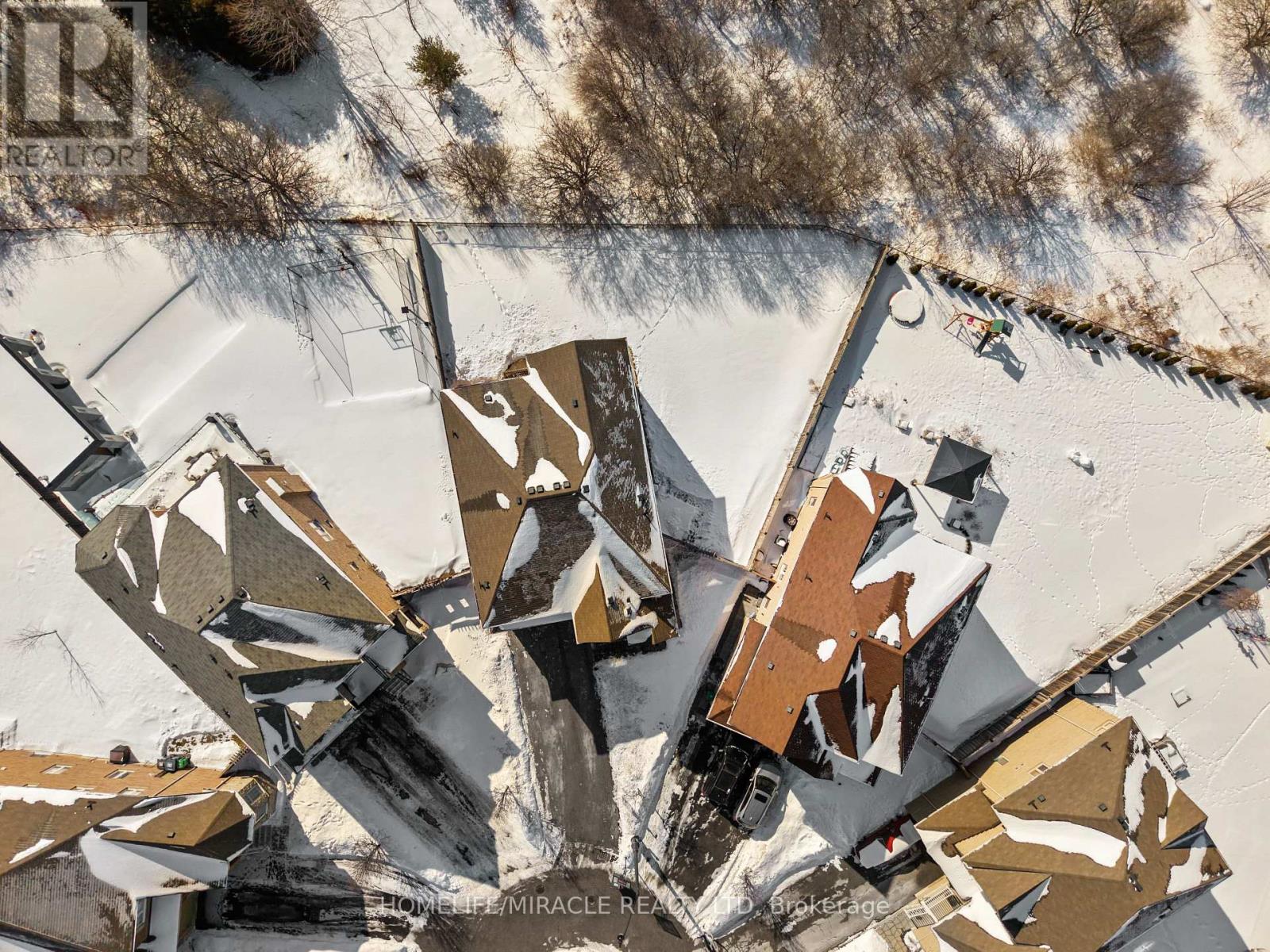 8 Everlasting Court, Brampton, Ontario  M9N 3X5 - Photo 2 - W12762144