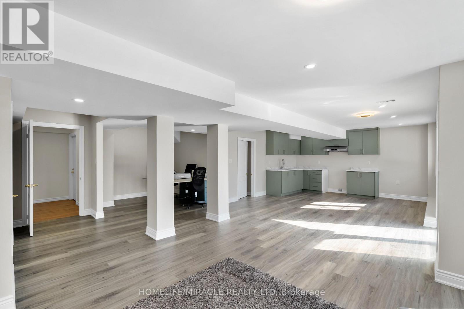 8 Everlasting Court, Brampton, Ontario  M9N 3X5 - Photo 38 - W12762144