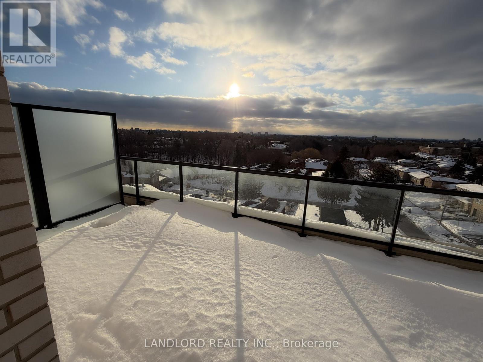 608 - 3100 Keele Street, Toronto, Ontario  M3M 0E1 - Photo 5 - W12762150