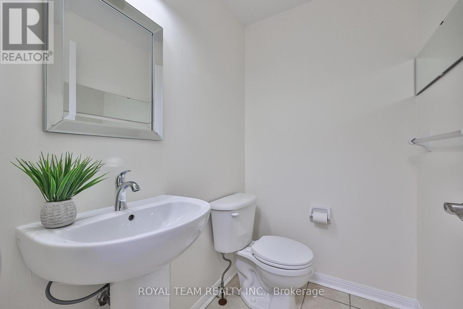 2439 Hollybrook Drive, Oakville, Ontario  L6M 4S8 - Photo 31 - W12762174