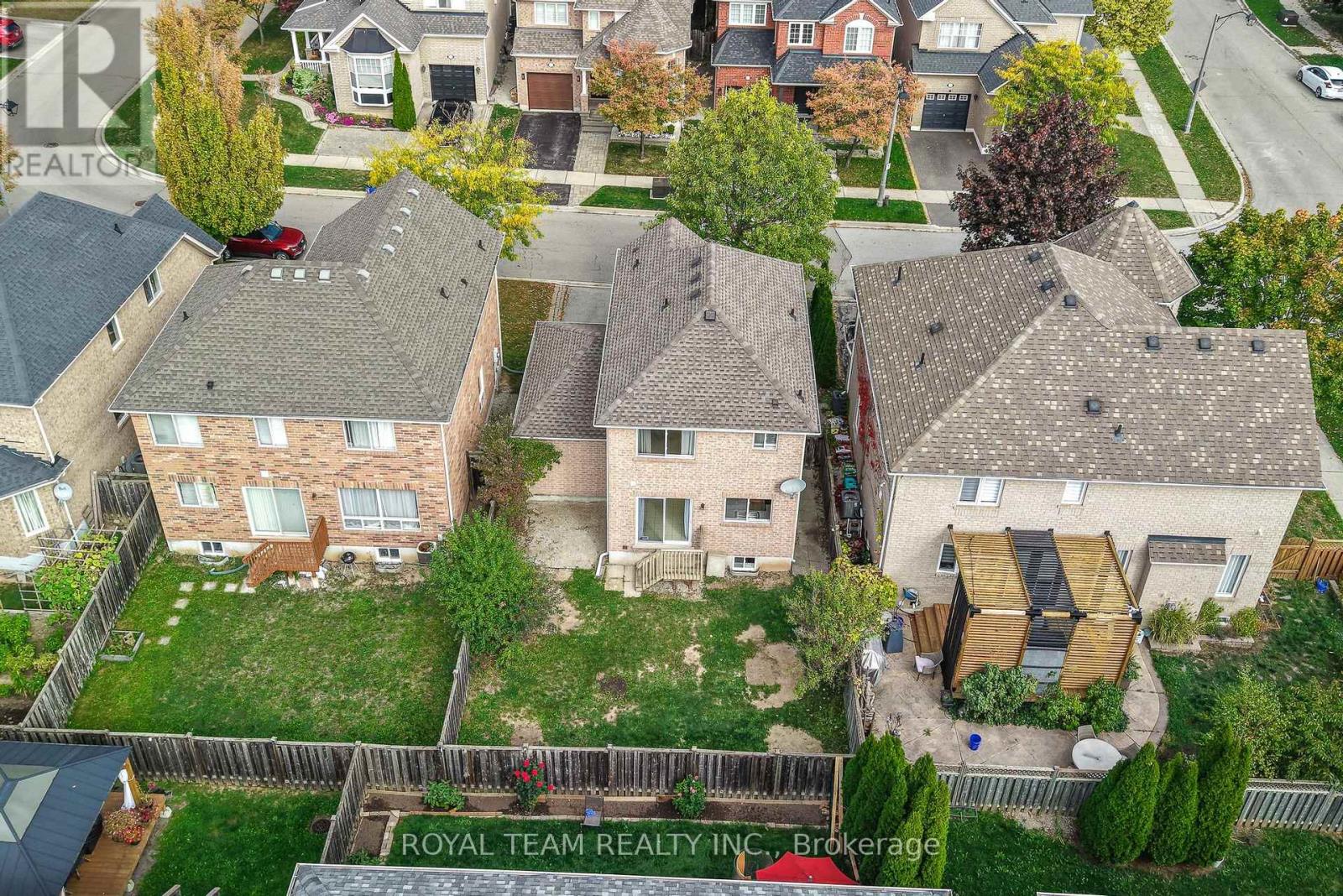 2439 Hollybrook Drive, Oakville, Ontario  L6M 4S8 - Photo 43 - W12762174