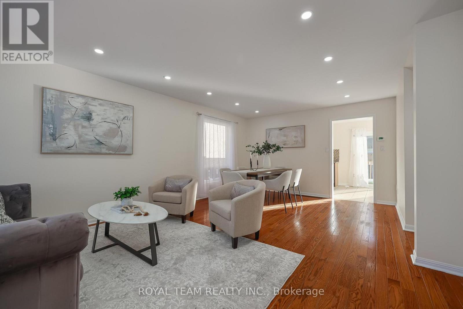 2439 Hollybrook Drive, Oakville, Ontario  L6M 4S8 - Photo 8 - W12762174