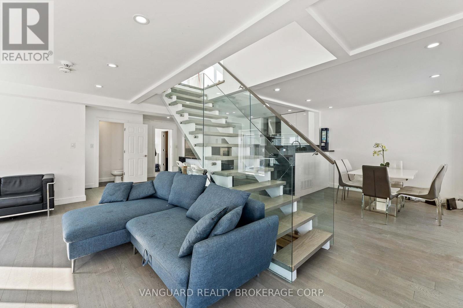 410 Maybank Avenue, Toronto, Ontario  M6N 3S8 - Photo 20 - W12762196