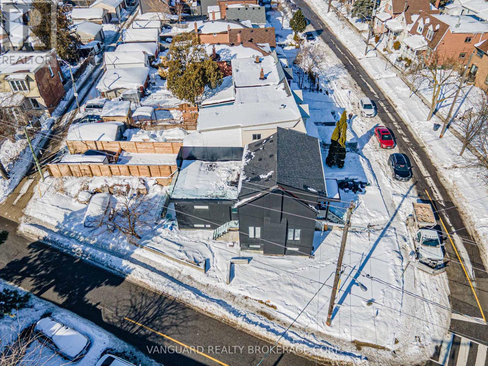 410 Maybank Avenue, Toronto, Ontario  M6N 3S8 - Photo 6 - W12762196