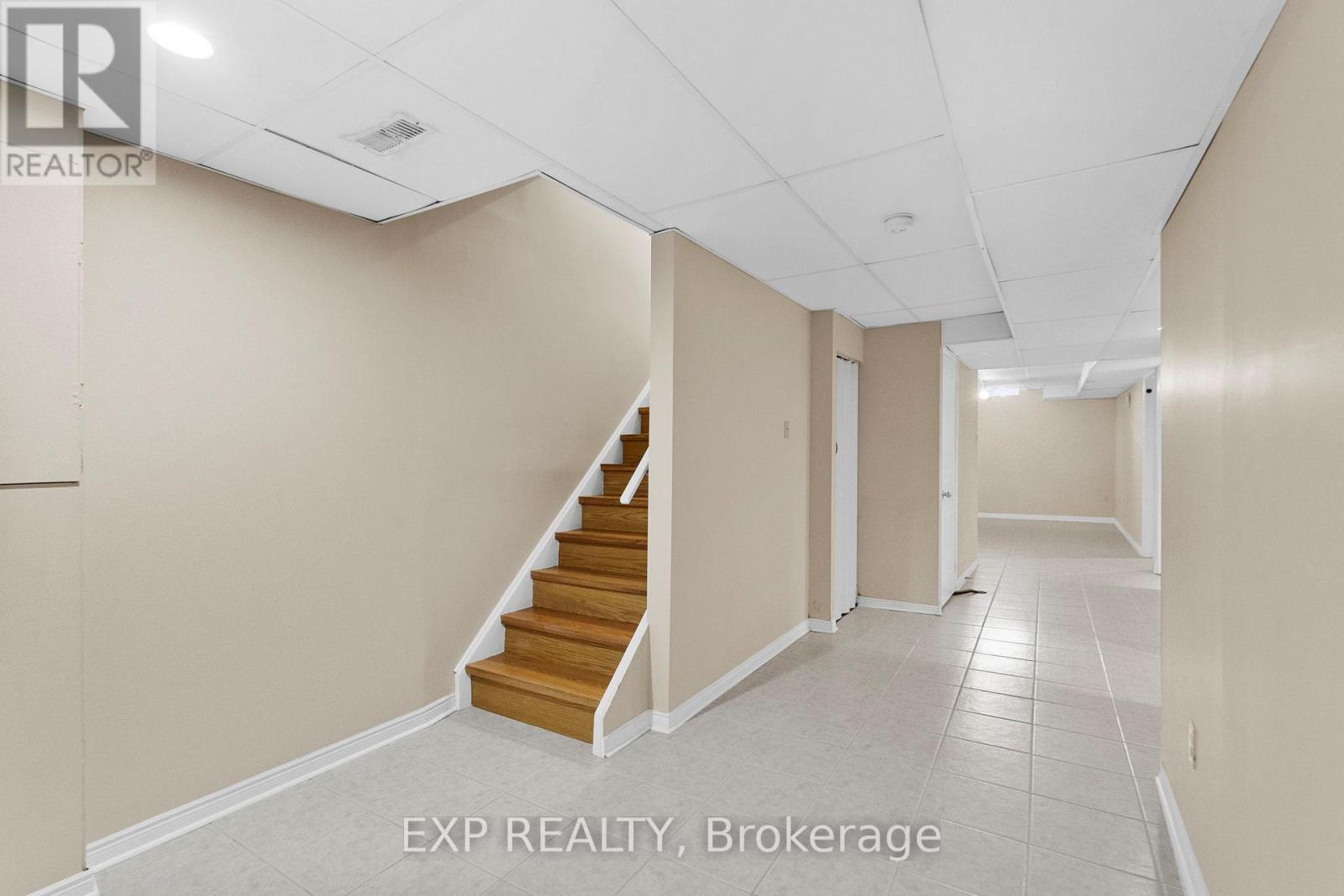 5029 Willowood Drive, Mississauga, Ontario  L5R 3R5 - Photo 35 - W12762264