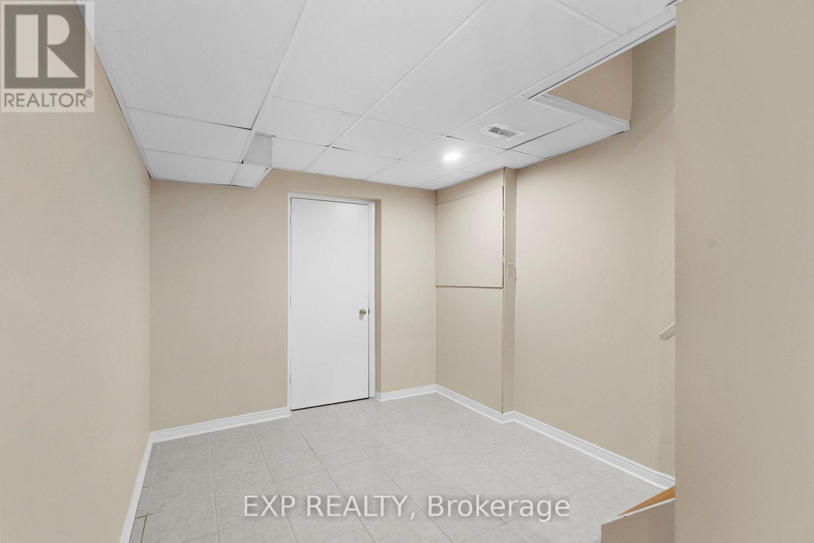 5029 Willowood Drive, Mississauga, Ontario  L5R 3R5 - Photo 36 - W12762264