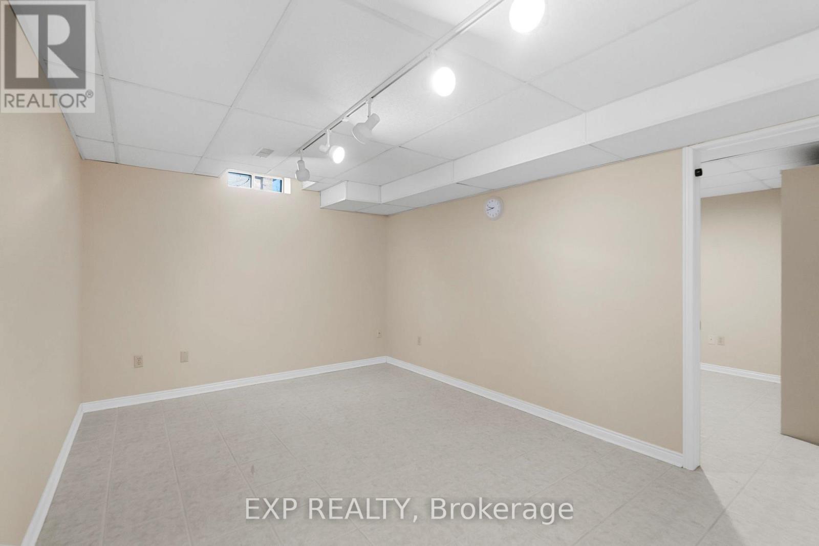 5029 Willowood Drive, Mississauga, Ontario  L5R 3R5 - Photo 39 - W12762264