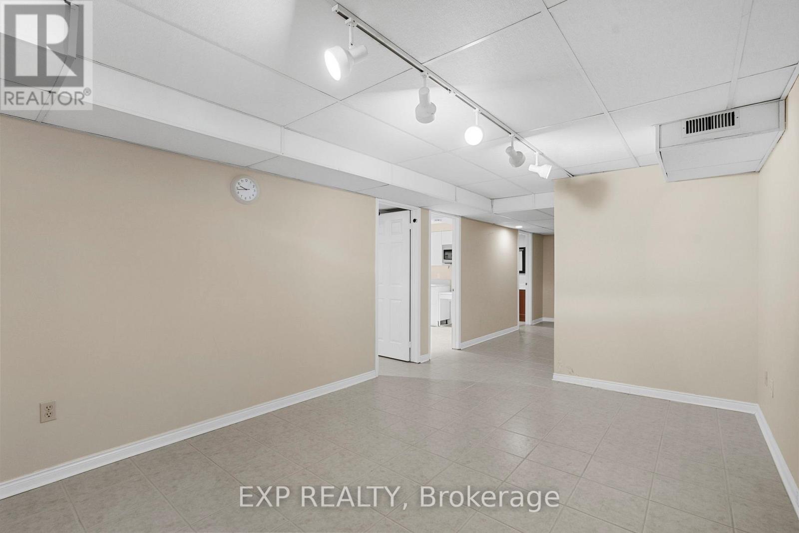 5029 Willowood Drive, Mississauga, Ontario  L5R 3R5 - Photo 40 - W12762264