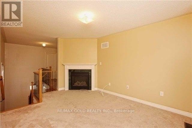 6 Antoine Street, Brampton, Ontario  L7A 0G4 - Photo 7 - W12762284