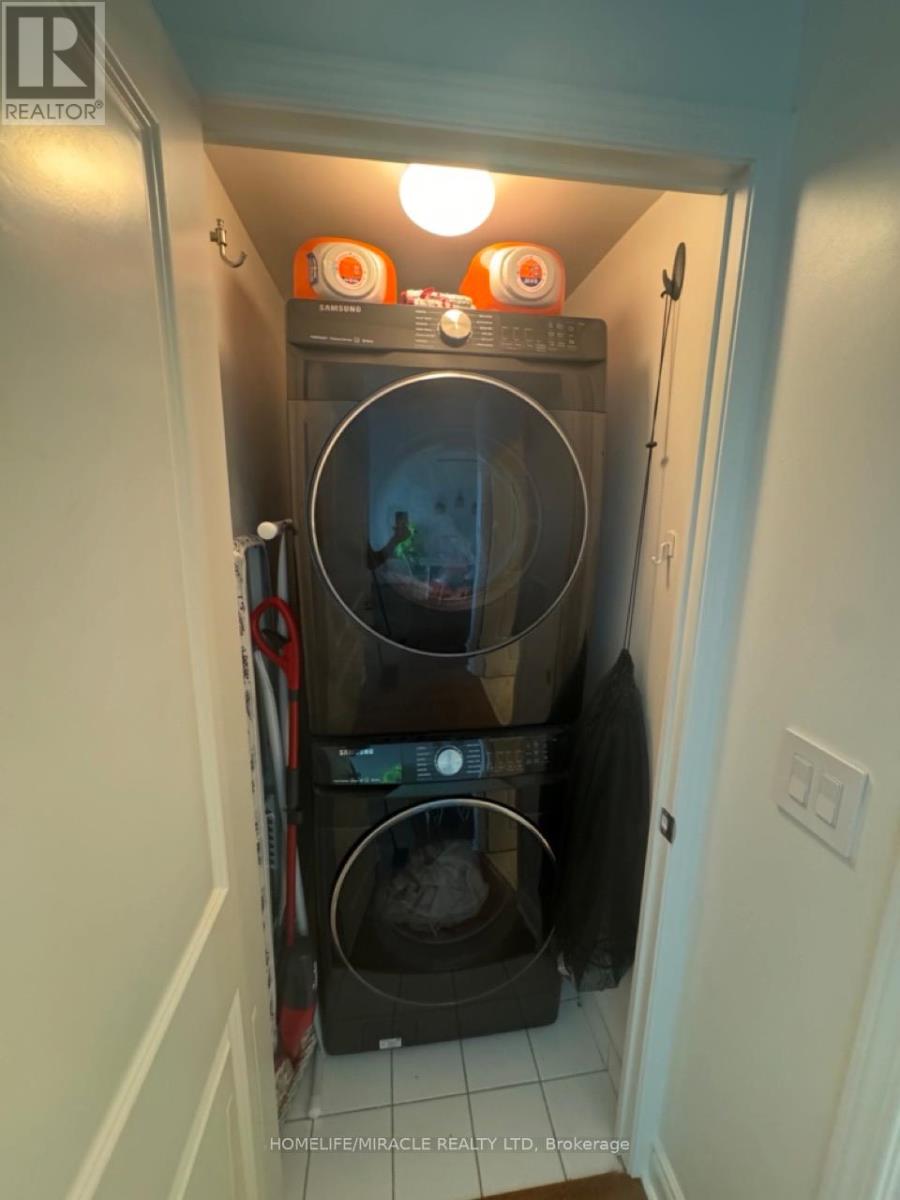 1509 - 1900 Lakeshore Boulevard W, Toronto, Ontario  M6S 1A4 - Photo 9 - W12762336