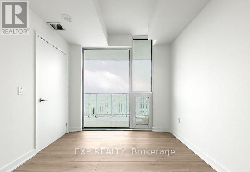 1211 - 1 Fairview Road E, Mississauga, Ontario  L5A 4C6 - Photo 16 - W12762342