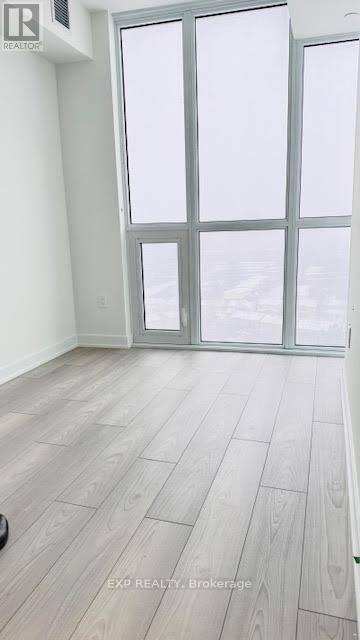 1211 - 1 Fairview Road E, Mississauga, Ontario  L5A 4C6 - Photo 9 - W12762342