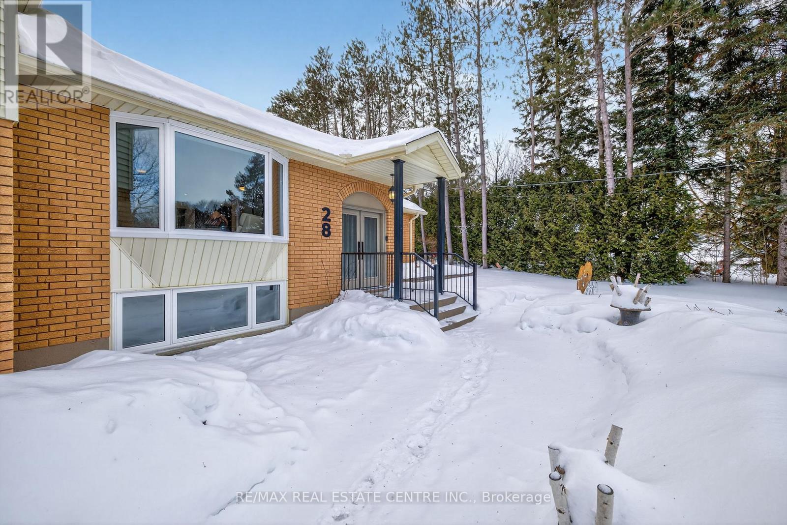 28 Starrview Crescent, Orangeville, Ontario  L9W 3B1 - Photo 4 - X12761948