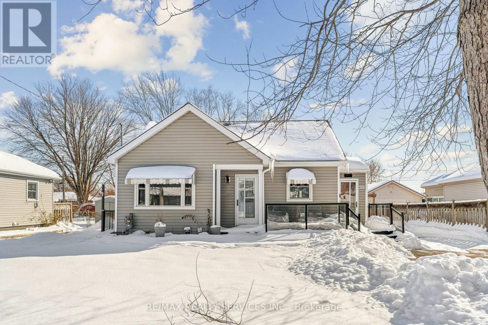 4120 WELLINGTON STREET, Niagara Falls, Ontario