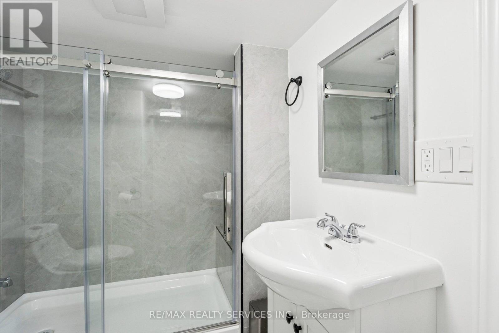 4120 Wellington Street, Niagara Falls, Ontario  L2G 6L7 - Photo 29 - X12761990