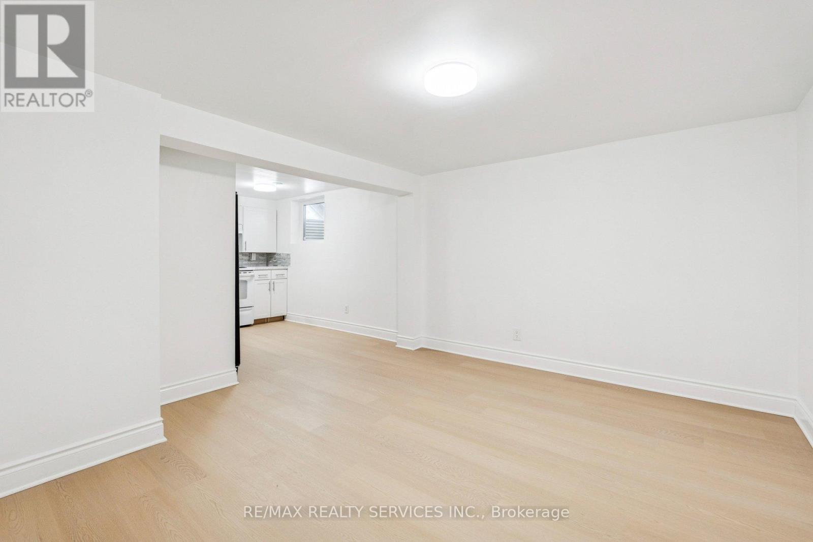 4120 Wellington Street, Niagara Falls, Ontario  L2G 6L7 - Photo 30 - X12761990