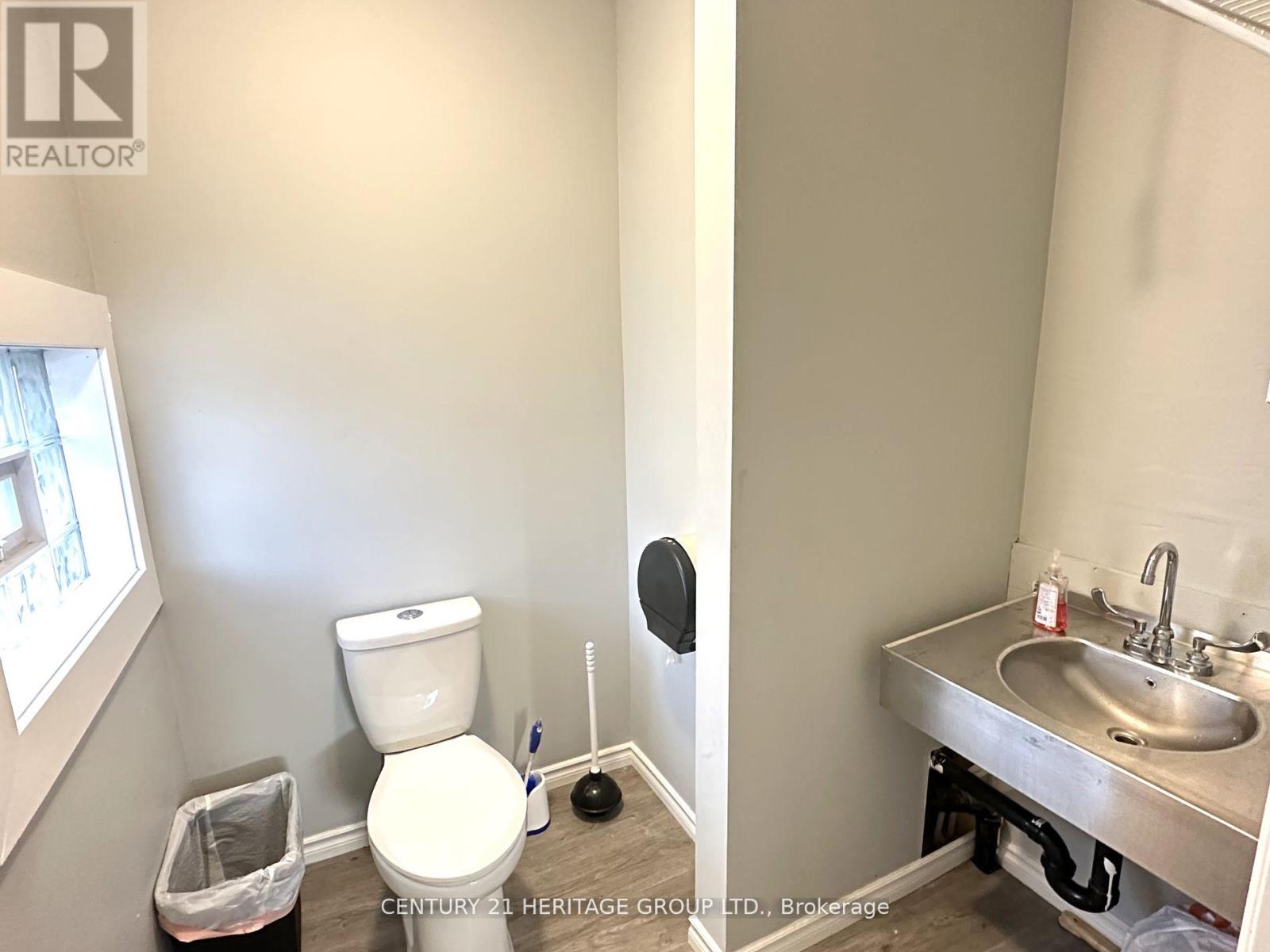 5002 Victoria Avenue, Niagara Falls, Ontario  L2E 4C8 - Photo 14 - X12762064