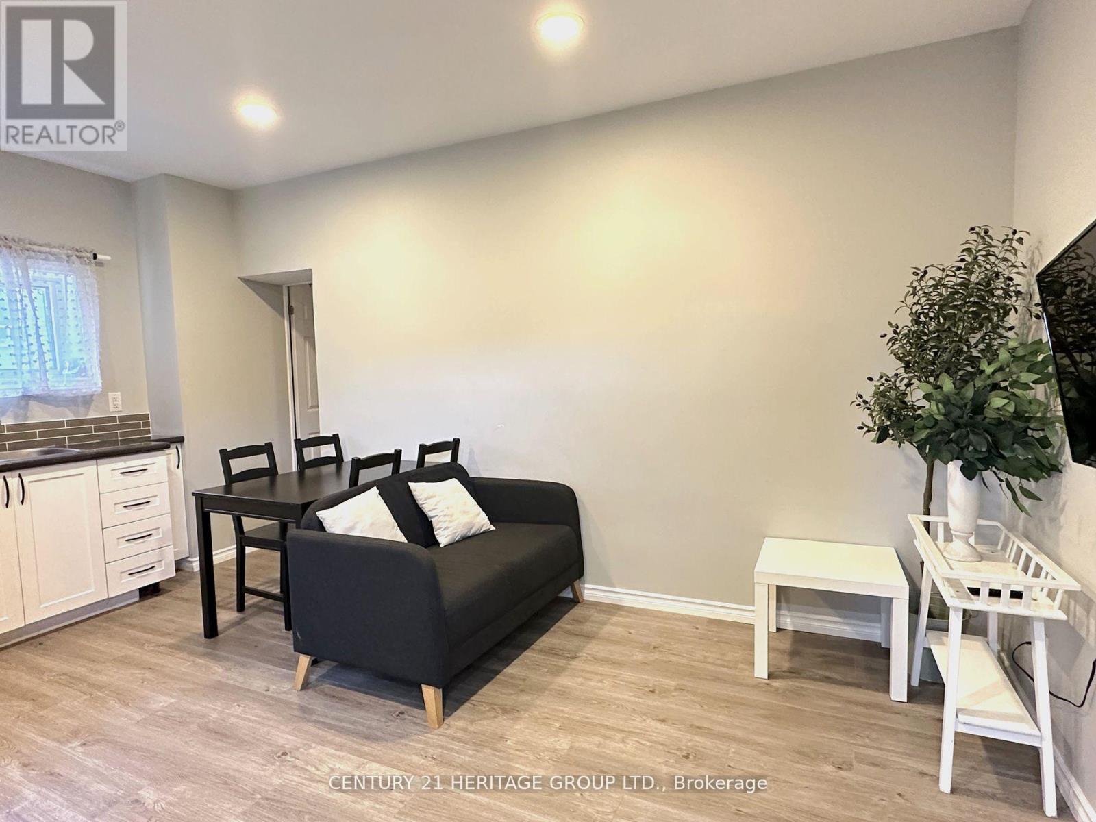 5002 Victoria Avenue, Niagara Falls, Ontario  L2E 4C8 - Photo 19 - X12762064