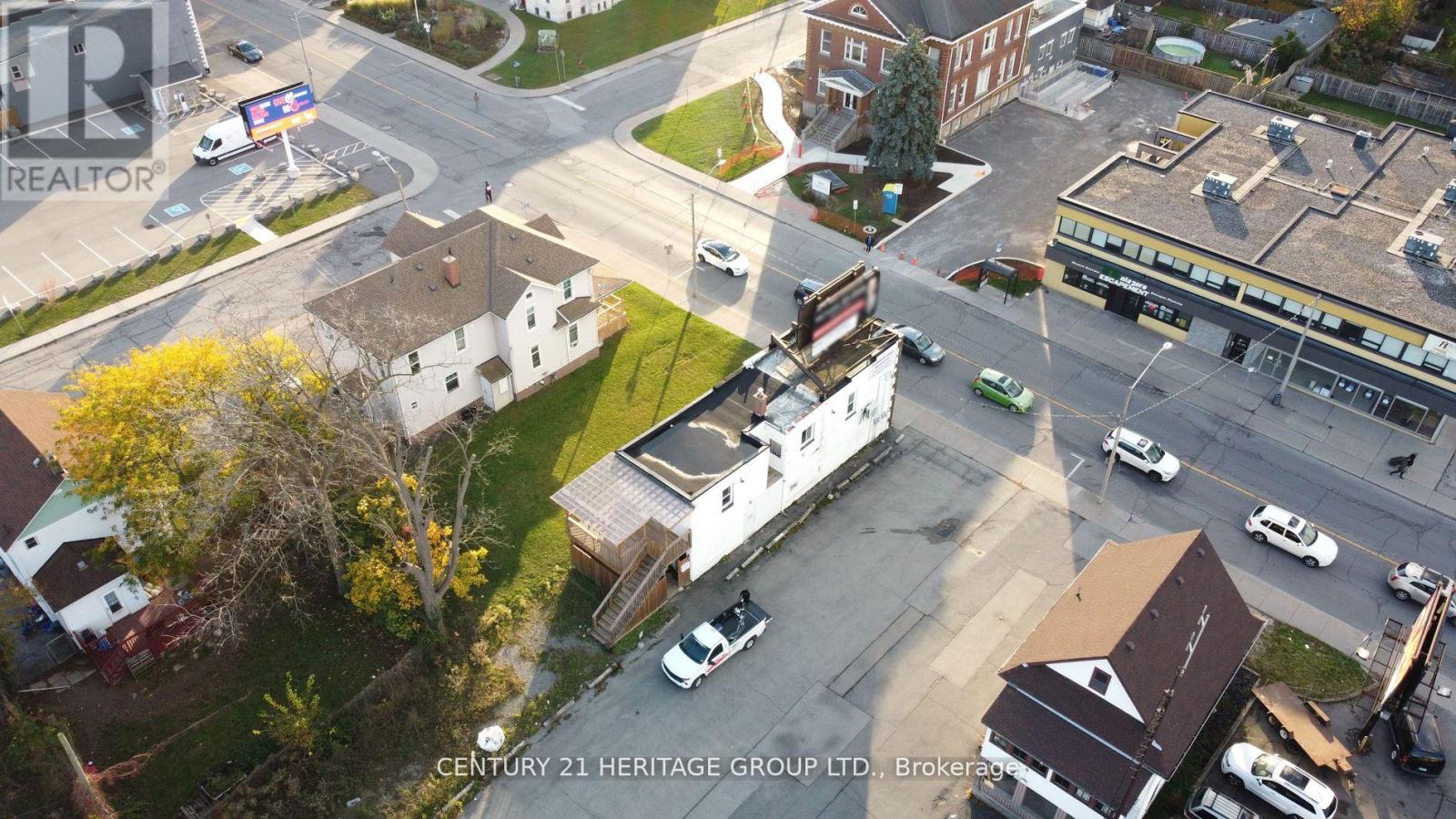 5002 Victoria Avenue, Niagara Falls, Ontario  L2E 4C8 - Photo 5 - X12762064