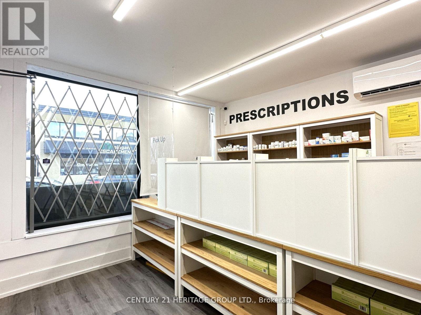 5002 Victoria Avenue, Niagara Falls, Ontario  L2E 4C8 - Photo 8 - X12762064