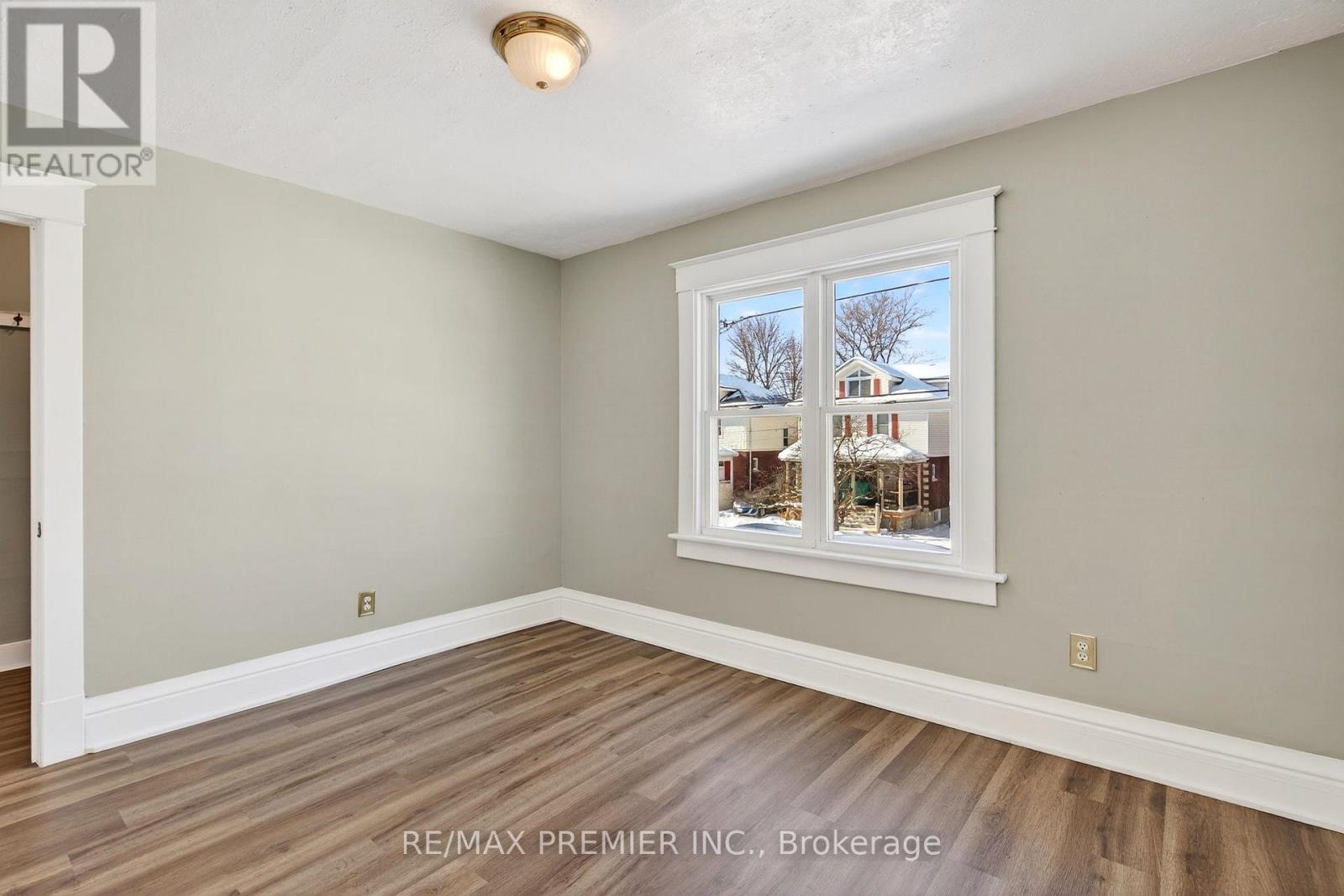 4848 Second Avenue, Niagara Falls, Ontario  L2E 4J1 - Photo 13 - X12762094