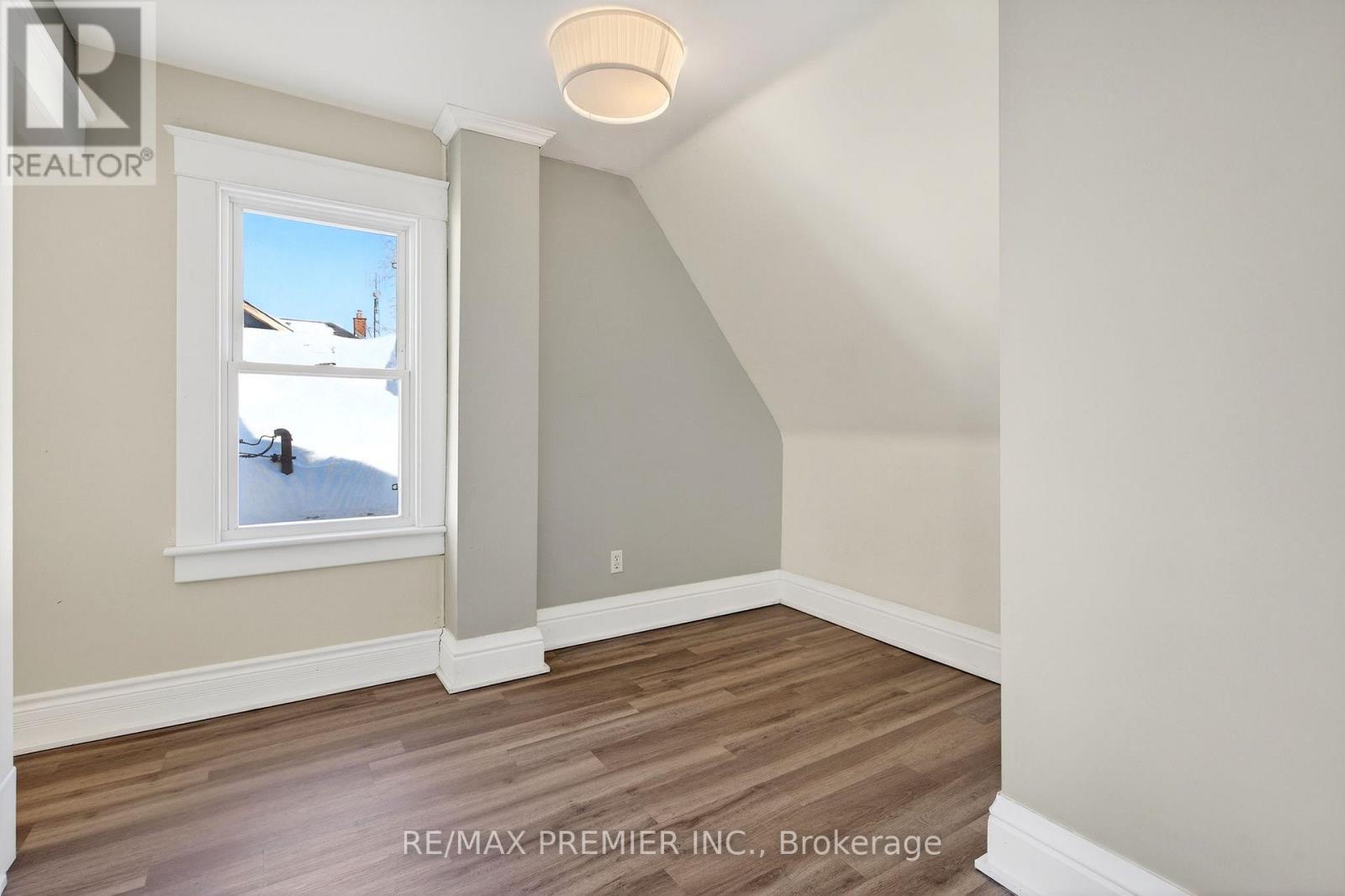 4848 Second Avenue, Niagara Falls, Ontario  L2E 4J1 - Photo 20 - X12762094