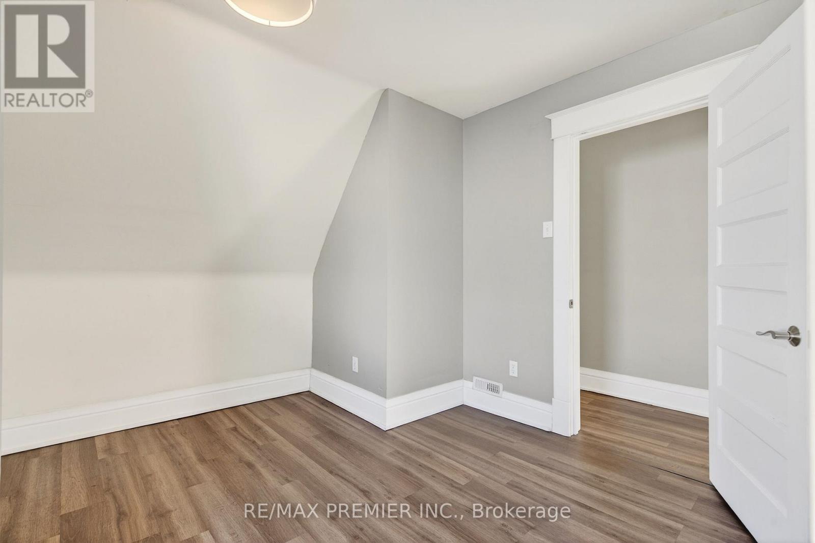 4848 Second Avenue, Niagara Falls, Ontario  L2E 4J1 - Photo 23 - X12762094