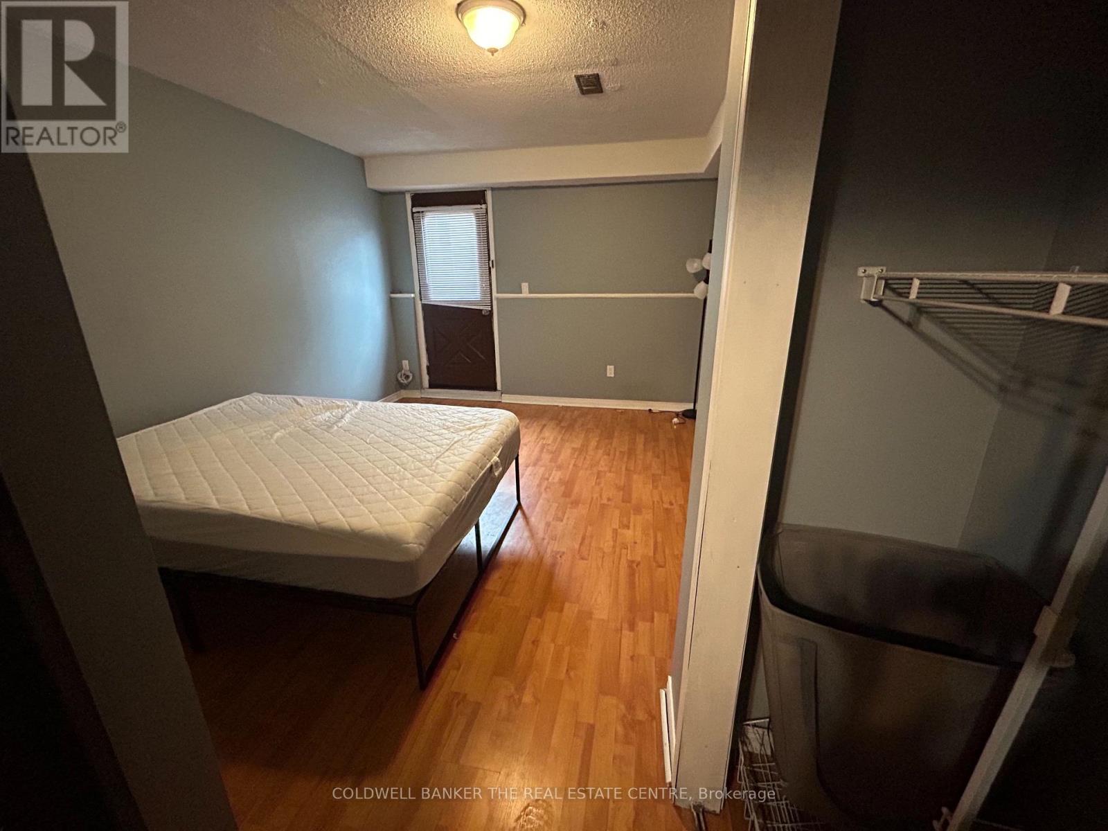 Bedrm 5 - 3 Baxter Crescent, Thorold, Ontario  L2V 4S1 - Photo 11 - X12762154