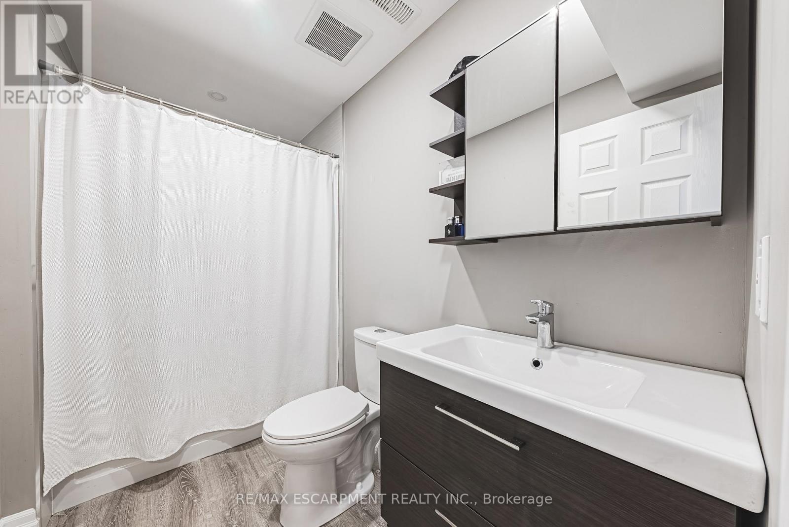 47 Fuller Drive, Haldimand, Ontario  N3W 2M2 - Photo 24 - X12762164