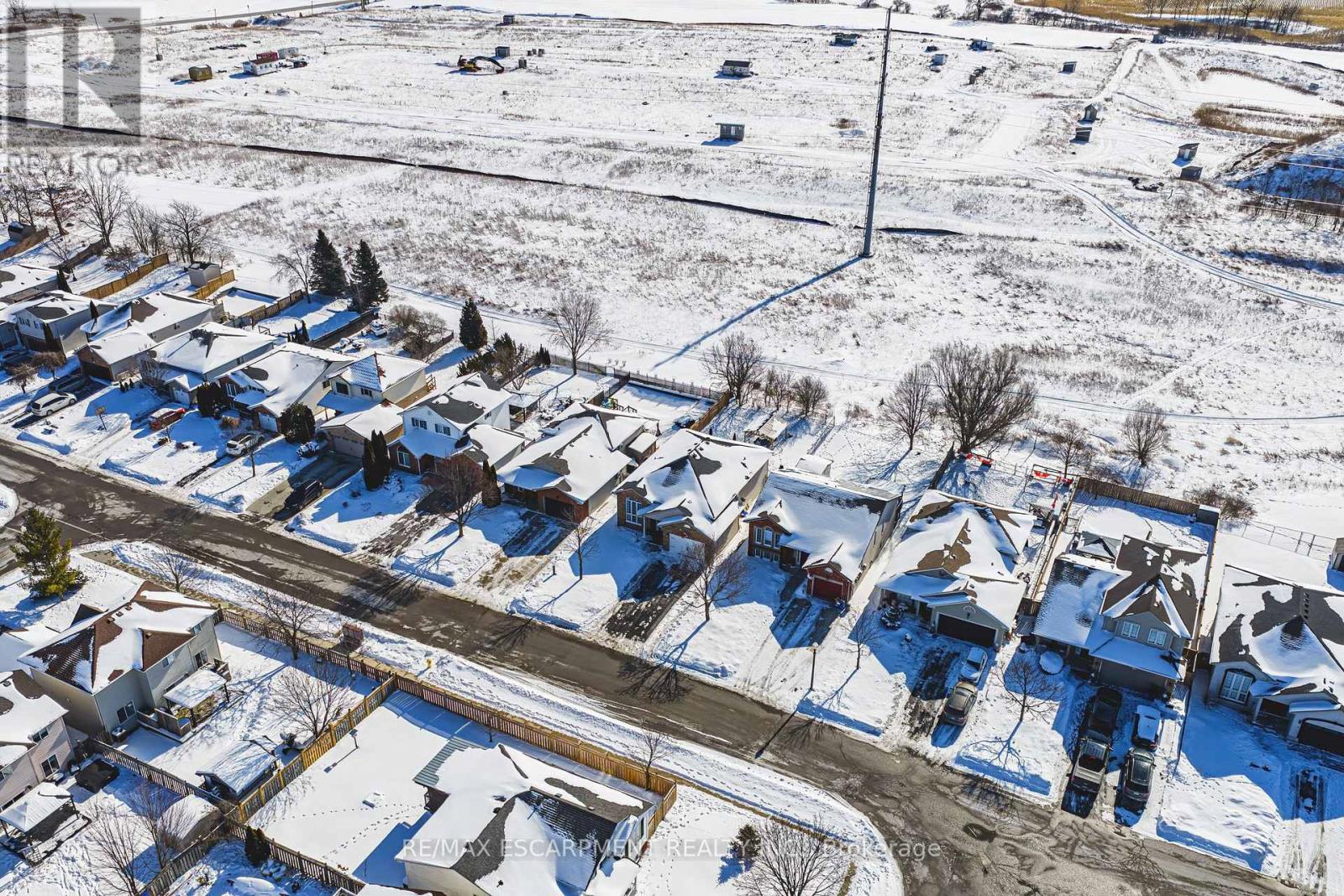 47 Fuller Drive, Haldimand, Ontario  N3W 2M2 - Photo 34 - X12762164